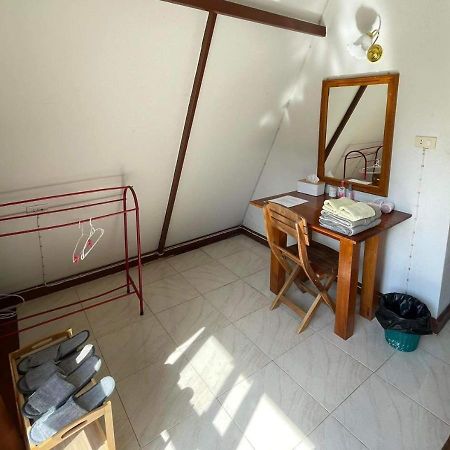 Popeye House Hotel แม่ฮ่องสอน ภายนอก รูปภาพ