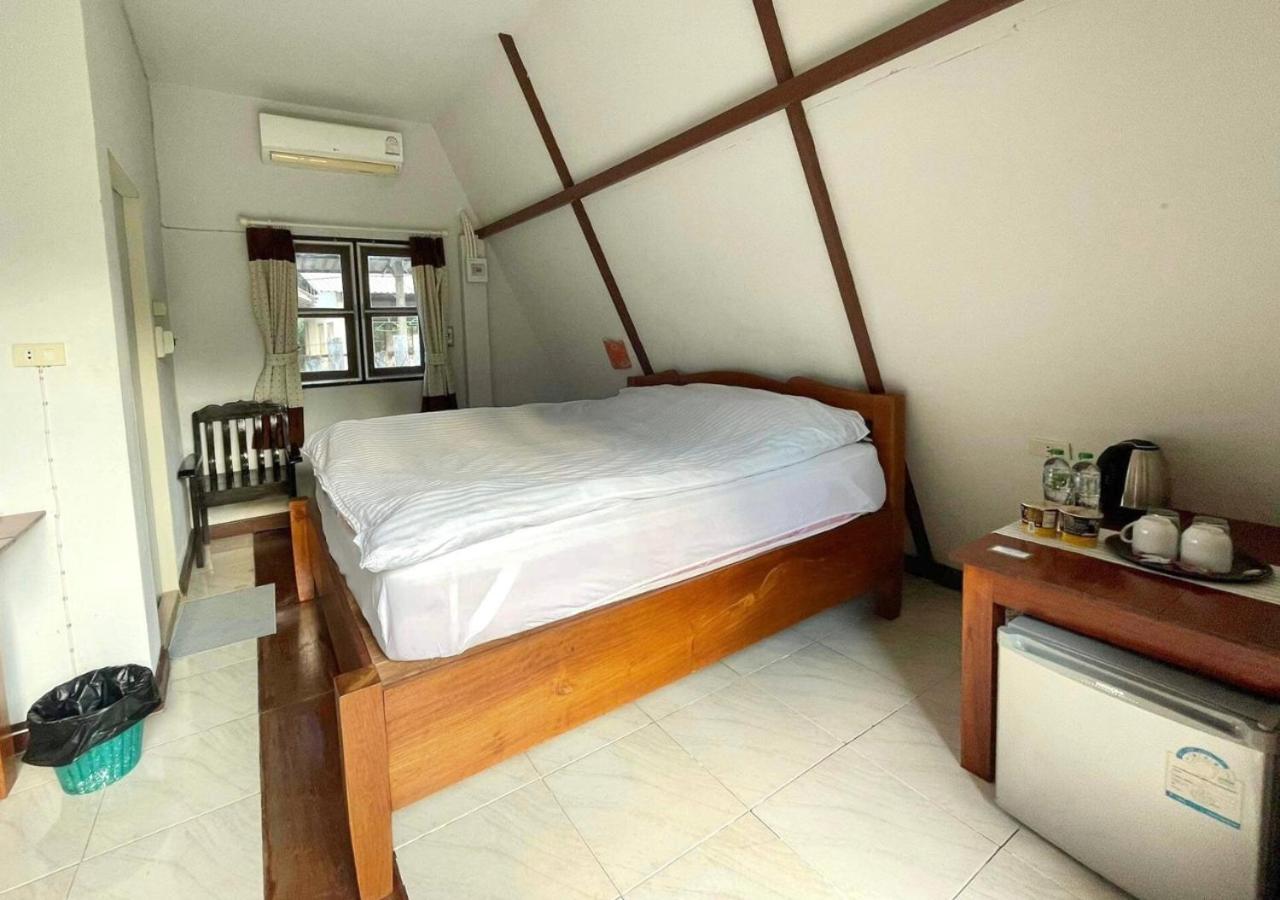 Popeye House Hotel แม่ฮ่องสอน ภายนอก รูปภาพ